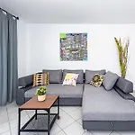 Casa Limoeiro - *