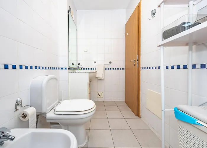 Casa Limoeiro - *
